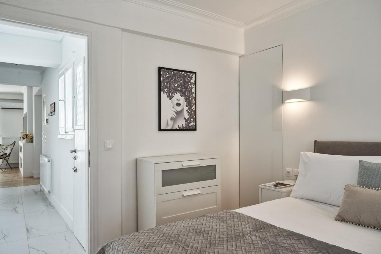 Marvelous N Bright Apt Next To Megaro Mousikis Athen Eksteriør billede